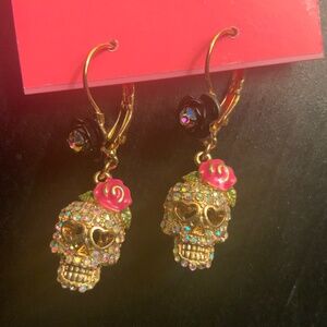 Betsey Johnson Sugar Hill Skull Earrings -16